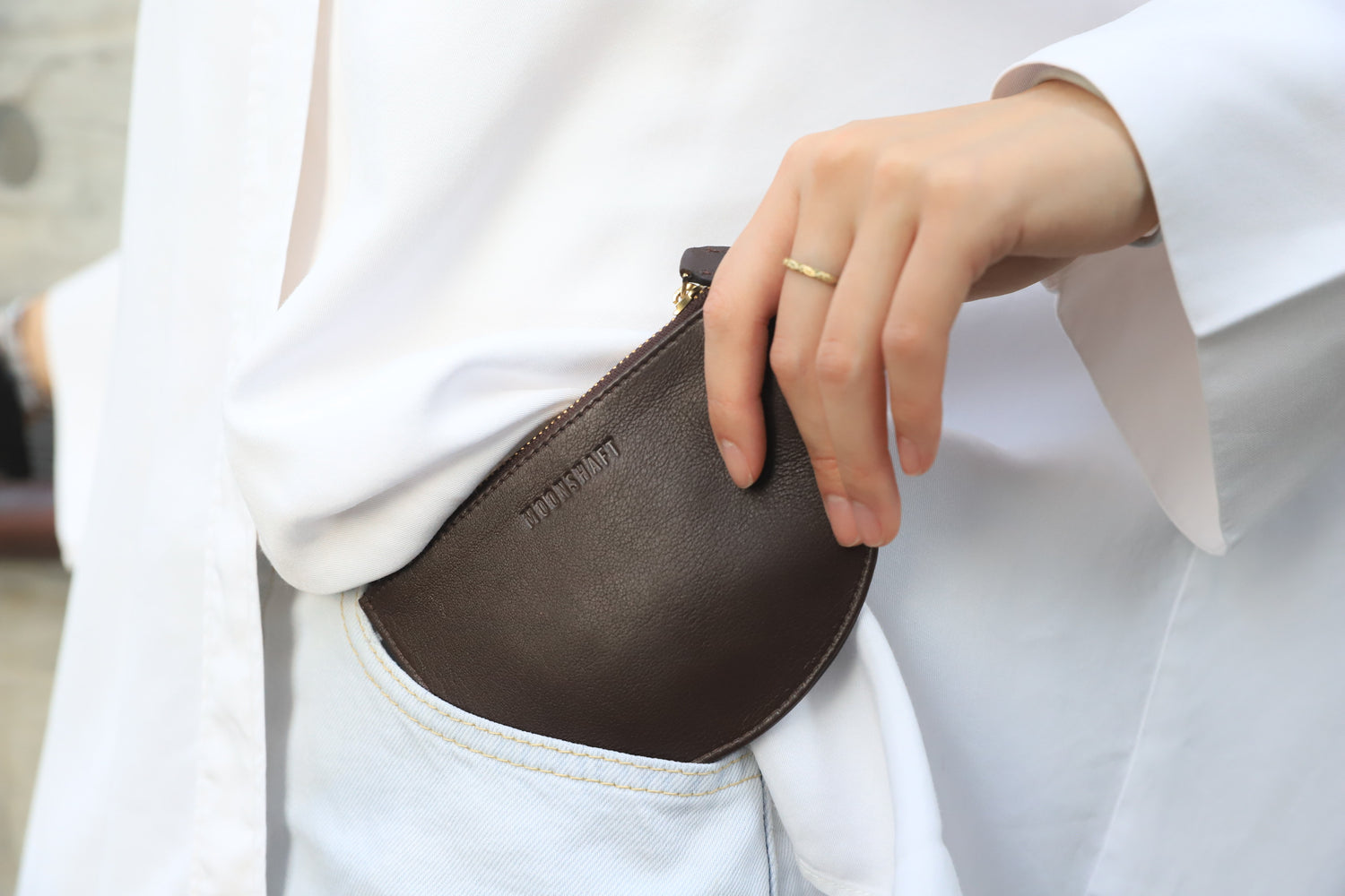 A Guide to Understanding Leather Grades and Types Moonshaft 月軸