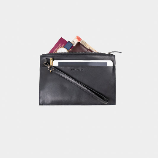 Moonshaft Essential Pouch in Black